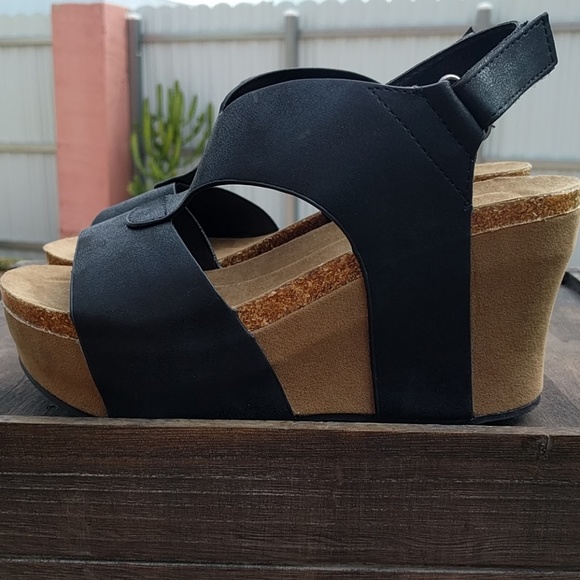 Black Sweetheart High Heel Wedge Ankle Strap - Picture 4 of 7